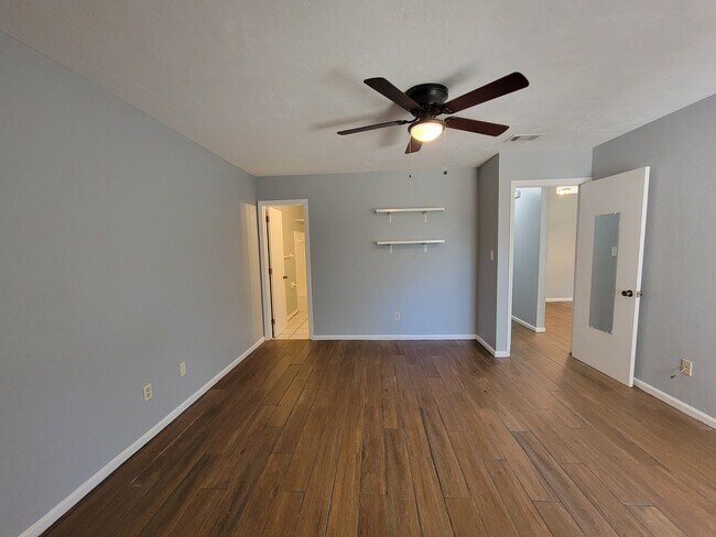 Building Photo - 1784 Dax Ct