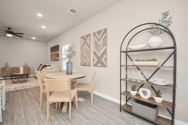 Building Photo - 4603 Aurora Gln Dr