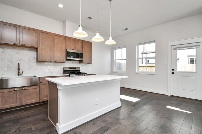 Building Photo - 5418 Wheatley St