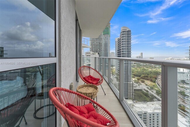 Building Photo - 1100 S Miami Ave