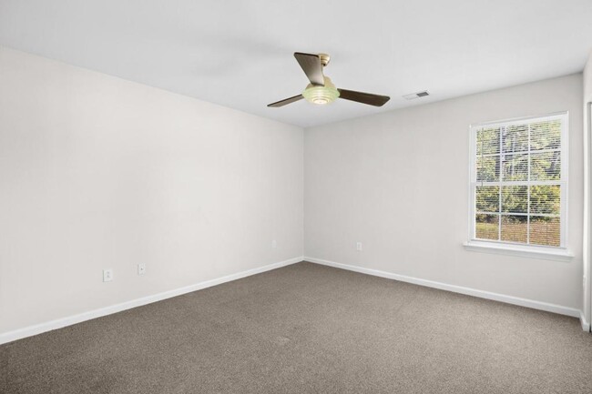 Building Photo - 1152 Stoney Falls Blvd