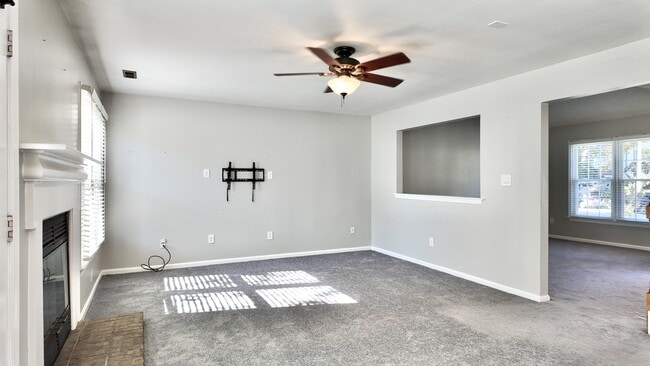 Building Photo - 1007 Brandon Quay