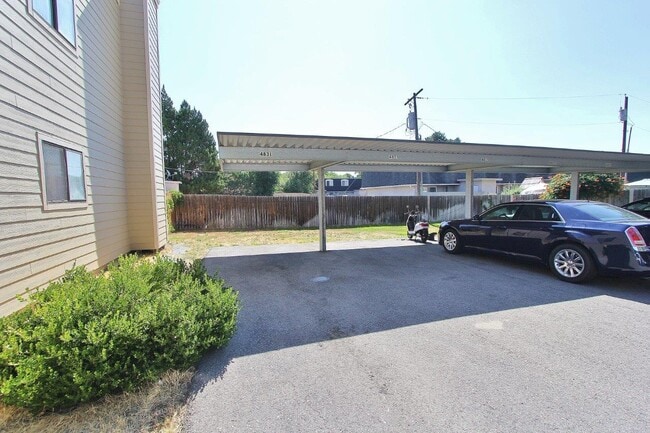 Building Photo - 4831 W Targee St