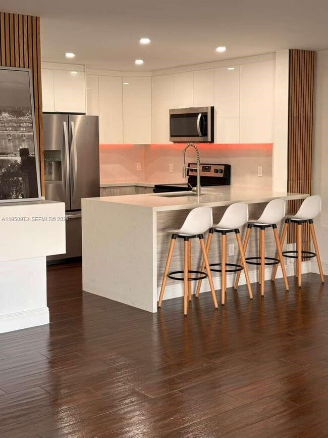 Building Photo - 5305 SW 126th Terrace