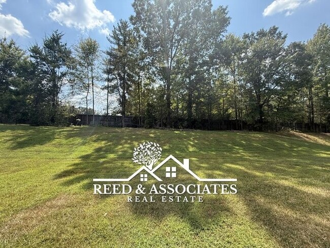 Building Photo - 5-Bedroom Cordova Home with Over 3,000+ Sq Ft & Flexible Living Space