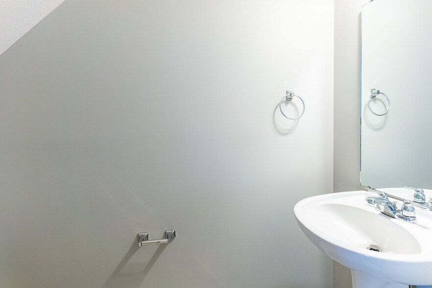 Building Photo - 1074 Blane Dr