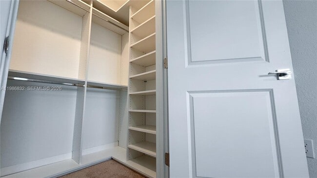 Building Photo - 230 SW 170th Ave