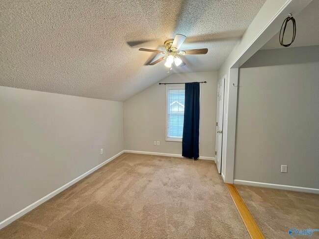 Building Photo - 186 Hollington Dr NE