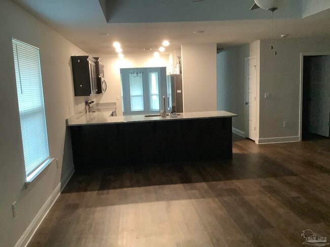 Building Photo - 5042 Quarter Deck St
