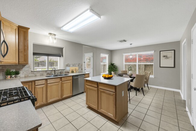 Building Photo - 5123 Forest Sage Ln