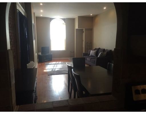 Building Photo - 100 Captains Row