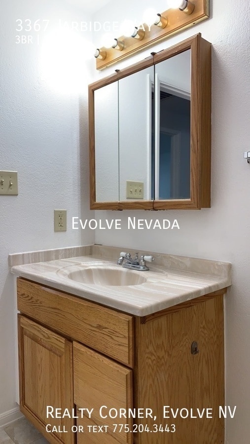 Building Photo - 3367 Jarbidge Way