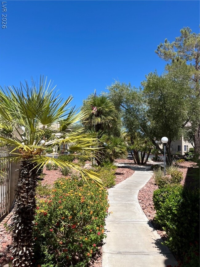 Building Photo - 7400 W Flamingo Rd