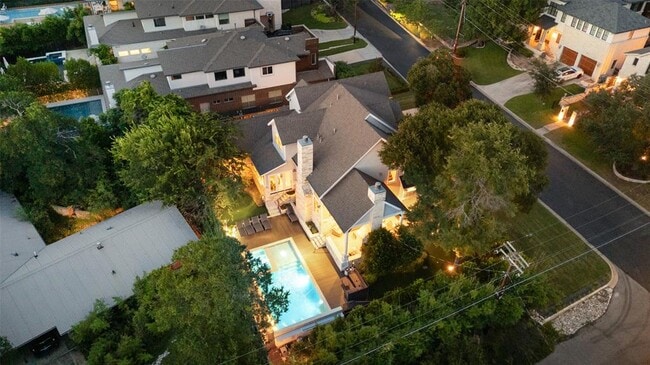 Building Photo - 1002 Meriden Ln