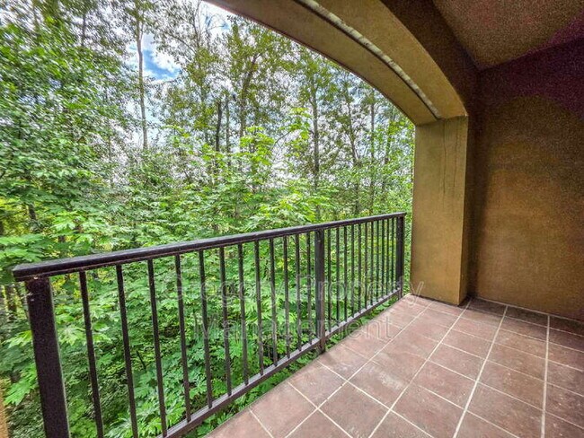 Building Photo - 12439 Totem Lake Way
