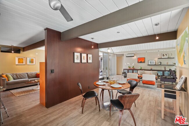 Building Photo - 1568 Stoddard Ave