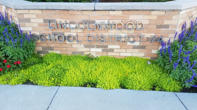 Award winning Lincolnwood Schools K-8 - 6747 N Harding Ave