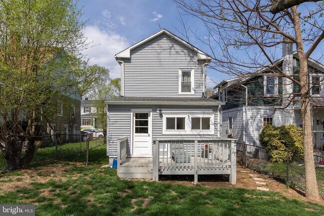 Building Photo - 31 W Southwerk St