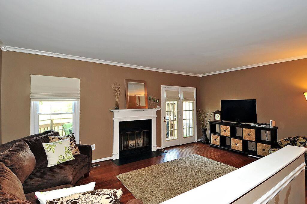 Building Photo - 4745 Columbia Rd