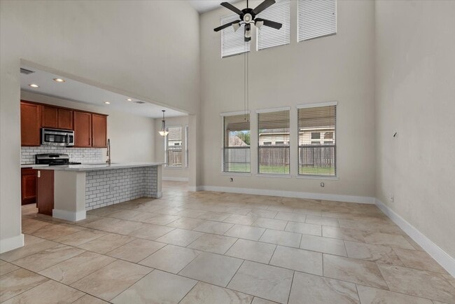 Building Photo - 1622 Julia Park Dr