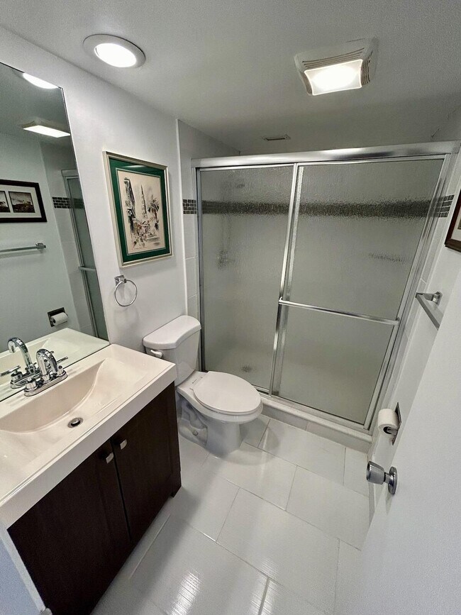 Building Photo - 2691 S Course Dr