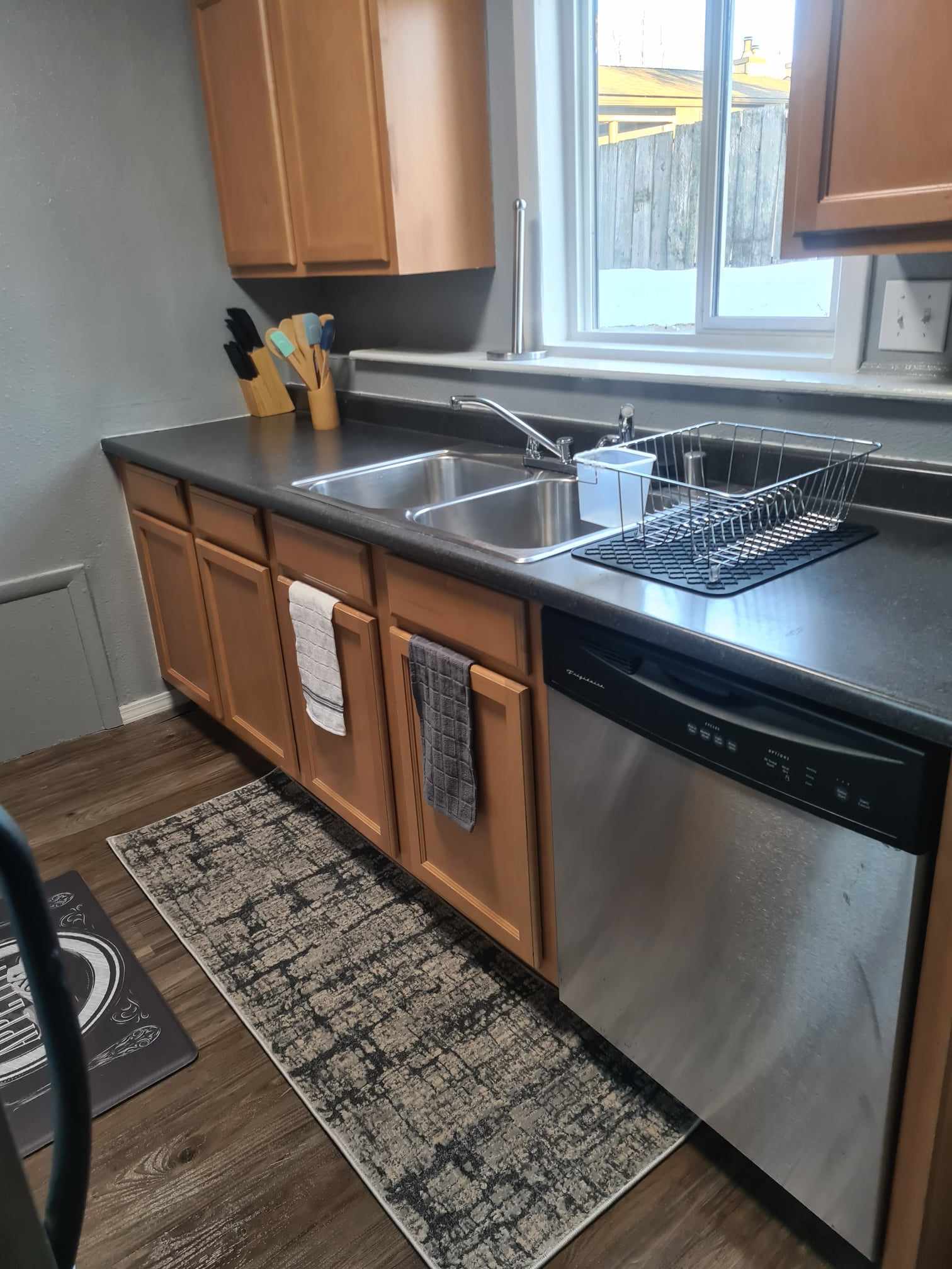 Kitchen - 2908 W 32nd Ave