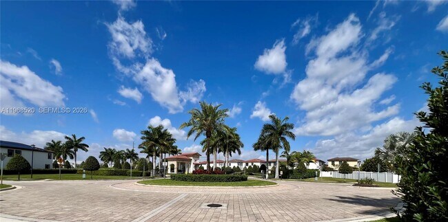 Building Photo - 3354 W 100th Terrace