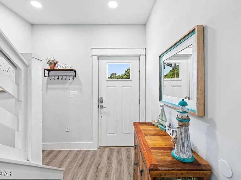 Building Photo - 2226 Joan Ave