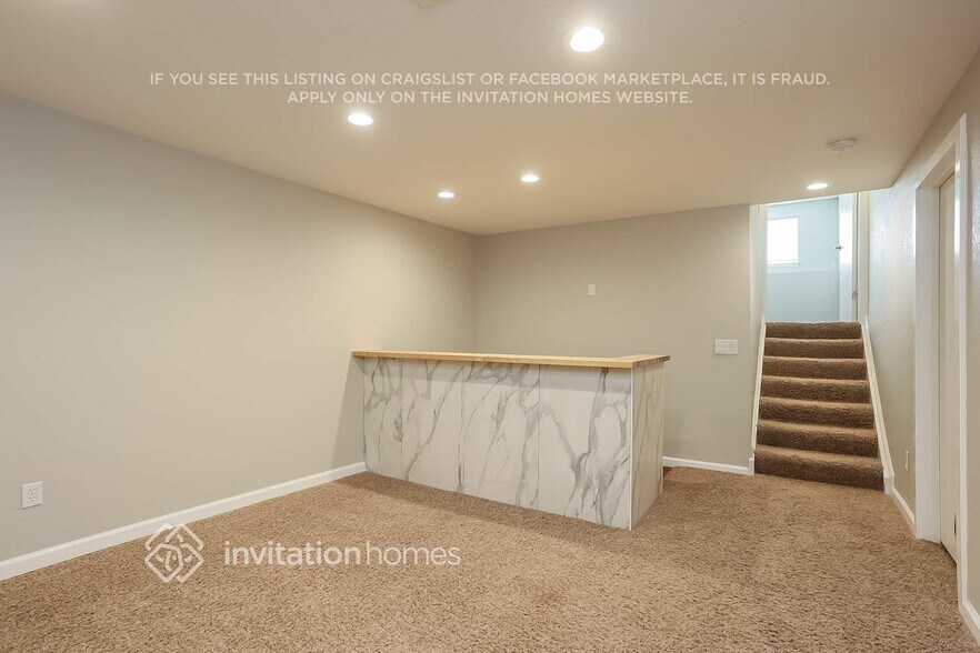 Building Photo - 4110 S Laredo Way