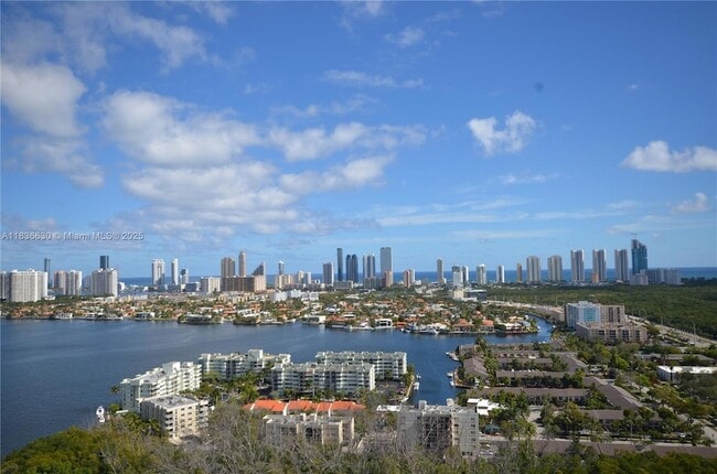 Building Photo - 16385 Biscayne Blvd