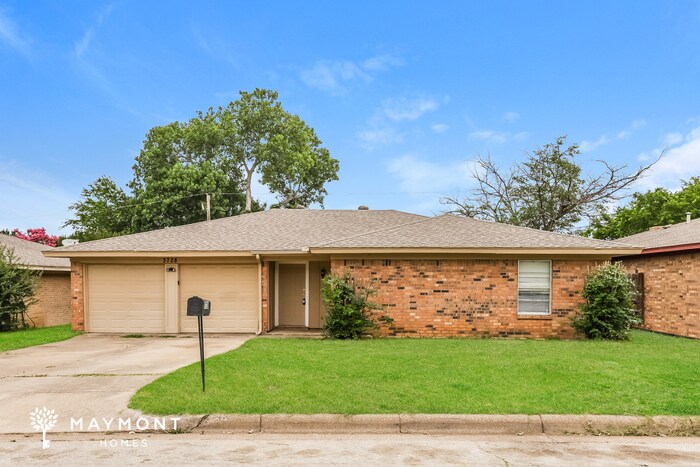 Primary Photo - 3728 Misty Meadow Dr