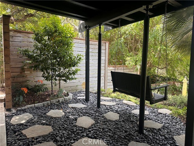 Building Photo - 736 Griffith Pl