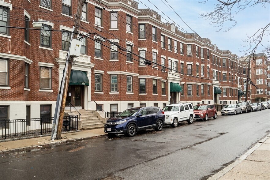 Building Photo - 317 Allston St