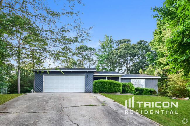 Building Photo - 3670 Riverchase Terrace