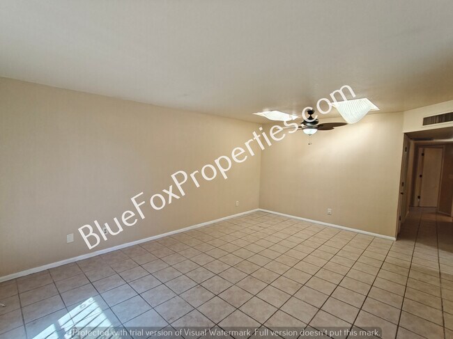Building Photo - 3758 E 3rd St