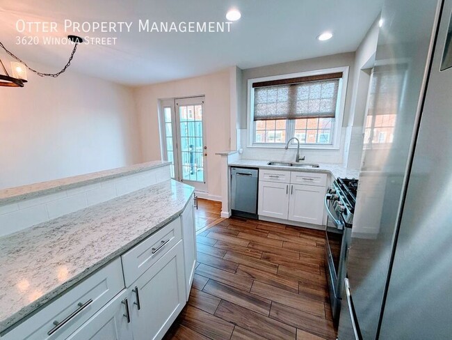 Building Photo - 3620 Winona St