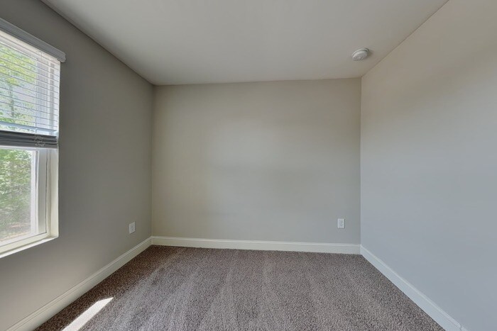 Building Photo - 3490 Landshire View Lane