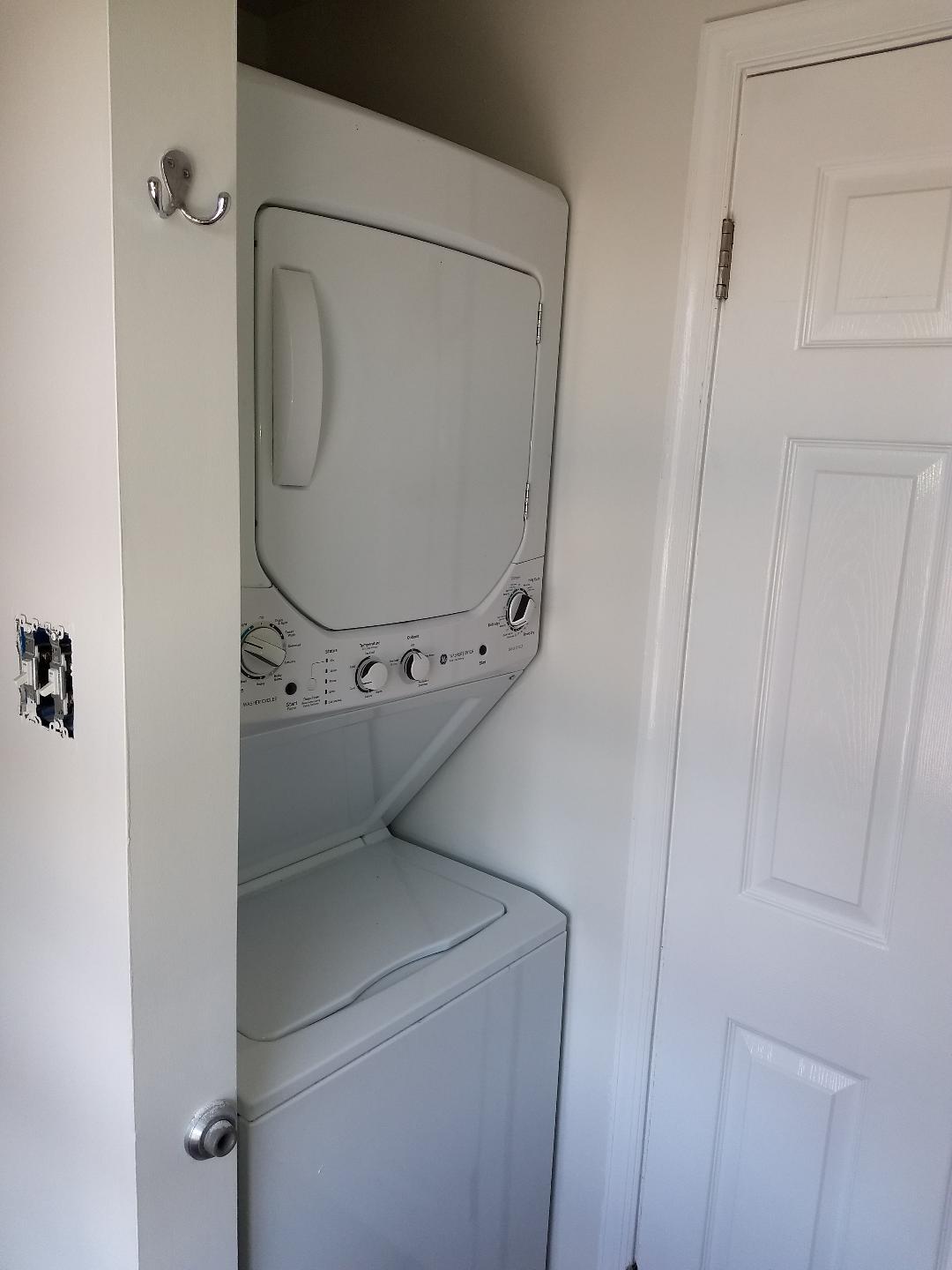 Washer/Dryer - 917 S Hanover St