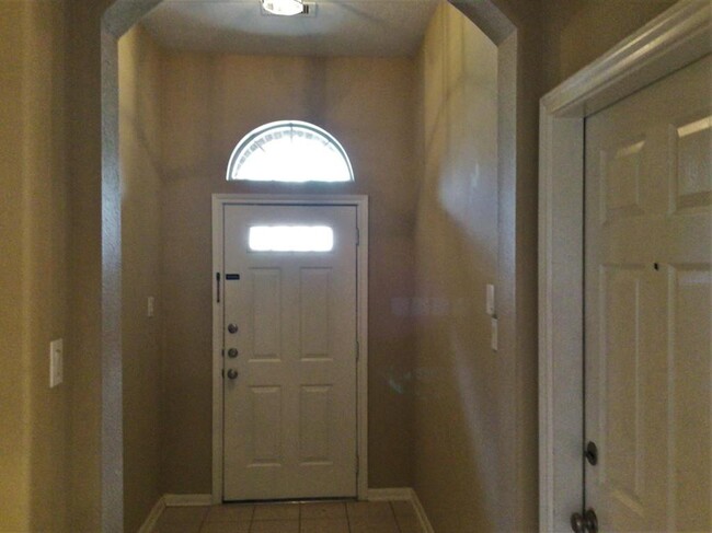 Building Photo - 17823 Trophy Deer Ct