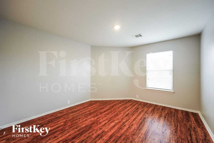 Building Photo - 3626 Alpine Aster