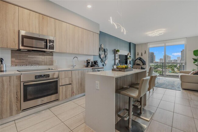 Building Photo - 3900 Biscayne Blvd