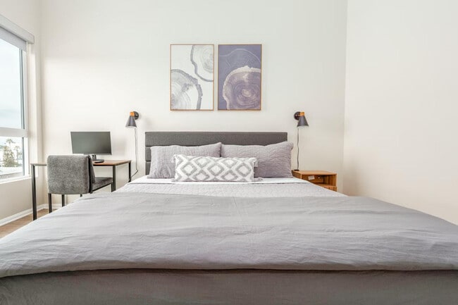 Building Photo - 4384 Iowa St