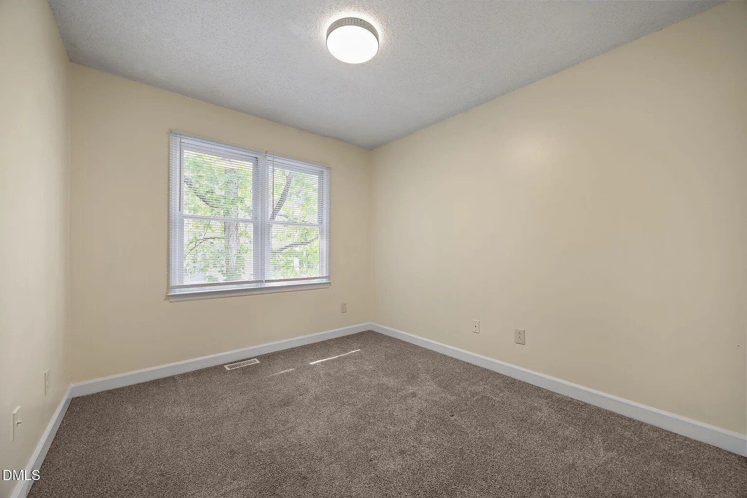 Building Photo - Room in Townhome on Oakland Hills Way