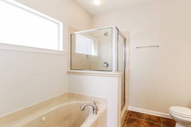 Building Photo - 10181 Sorrento Pl