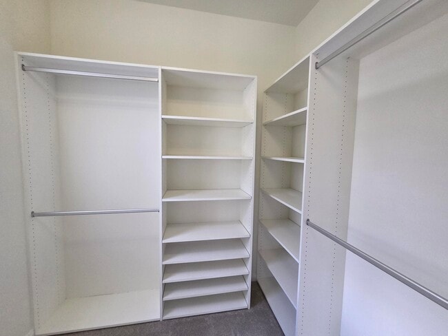 Building Photo - 1411 N Jeaga Dr