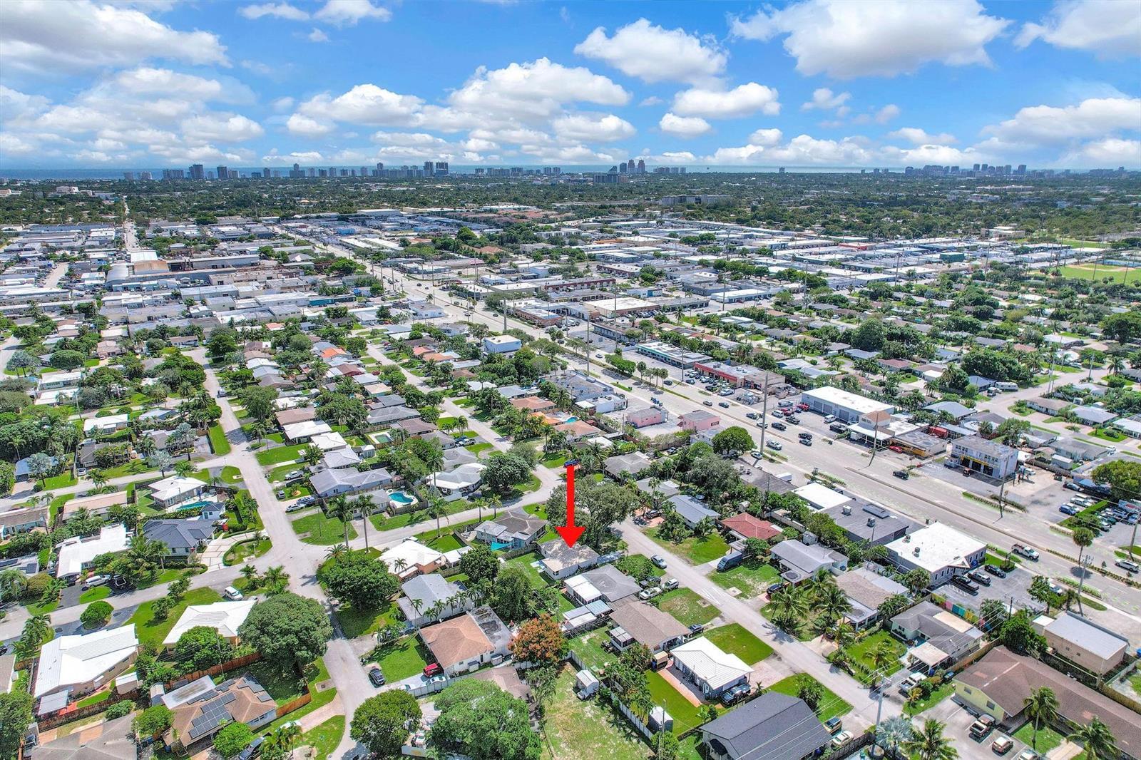 Building Photo - 261 NE 45th St