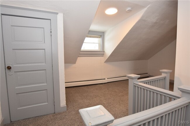 Building Photo - 137 Genesee St