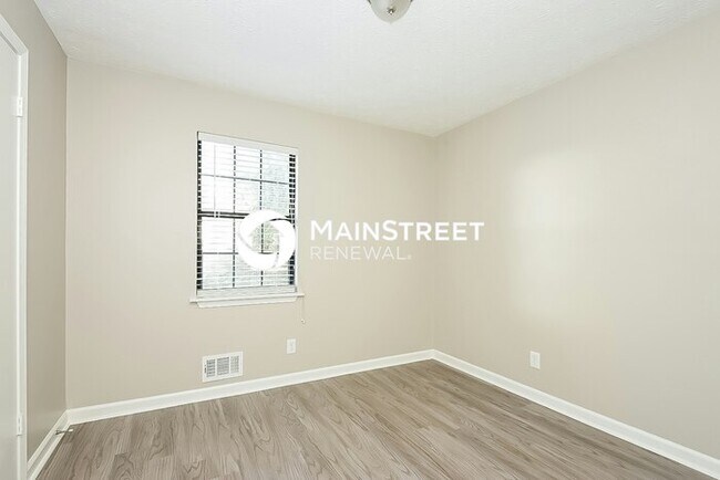 Building Photo - 3 Bedroom Pet-Friendly Home in Buford, GA with Main Street Renewal