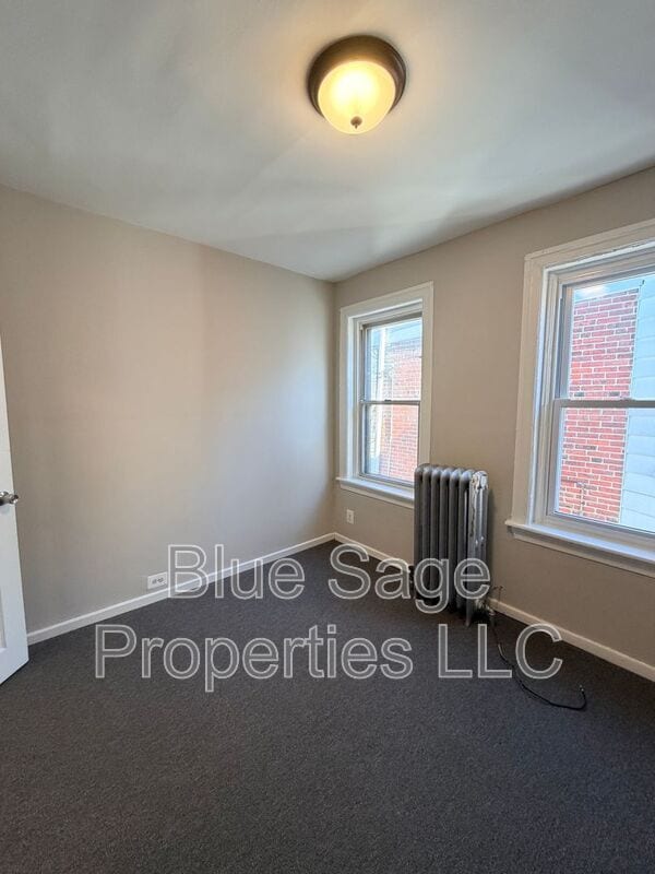 Building Photo - 425 Pusey Ave