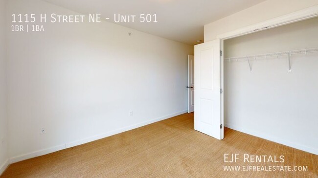 Building Photo - 1115 H St NE